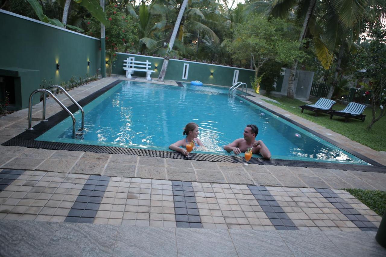 Canal Villa Bentota Buitenkant foto